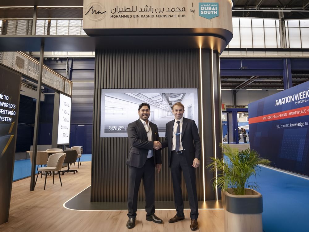 اتفاقية بين "دبي الجنوب" و"Phoenix Aviation" لتطوير منشأة جديدة في مشروع محمد بن راشد للطيران 
