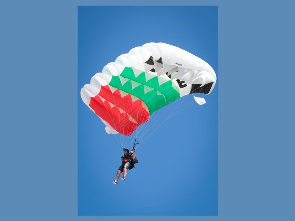 Les Tchèques dominent la Coupe du monde de parachutisme de Dubaï