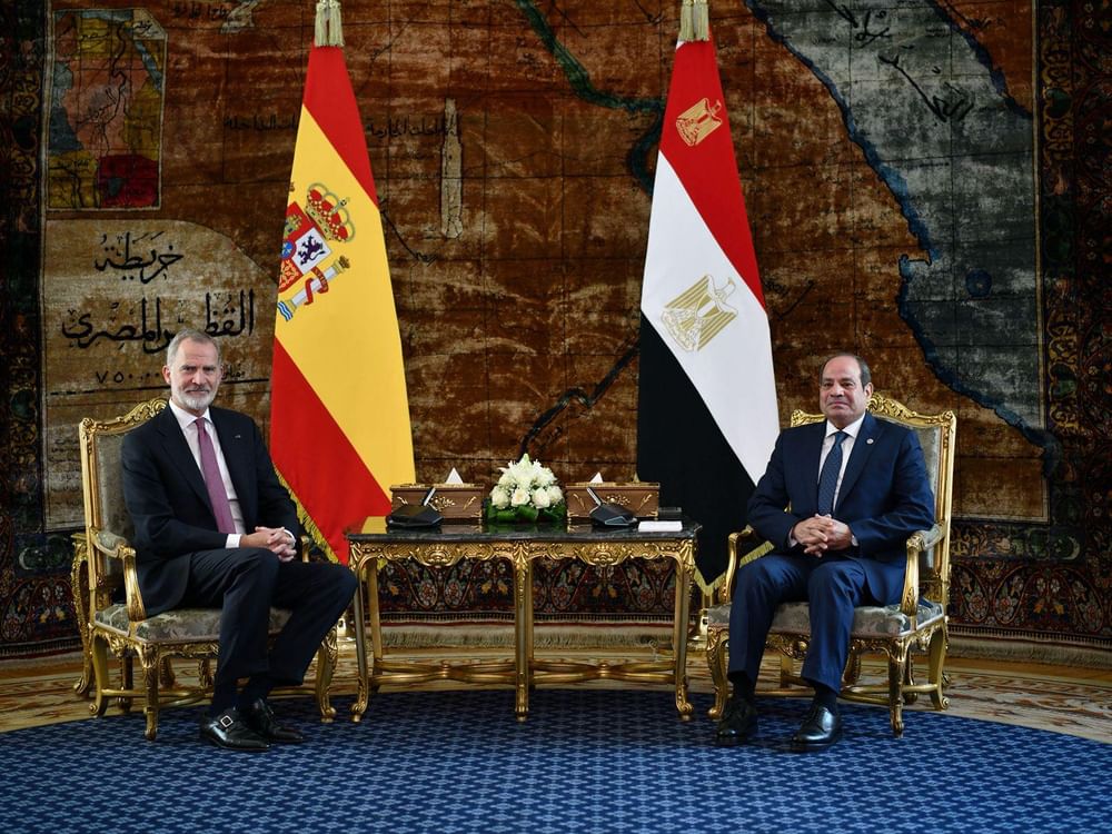 الرئيس المصري وملك إسبانيا يؤكدان رفضهما القاطع لأي مساع لتهجير الفلسطينيين خارج أرضهم