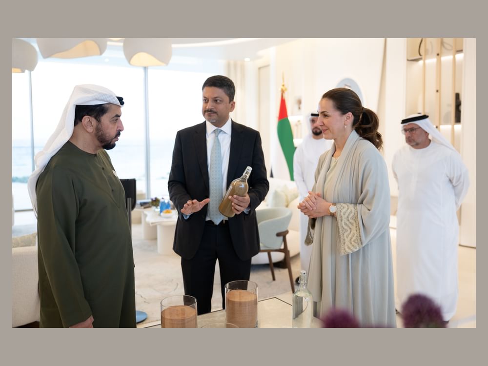 حمدان بن زايد يستقبل مريم المهيري ويطّلع على جهود شركة "براري" في دعم الاستدامة البيئية وتقنيات إدارة الغابات