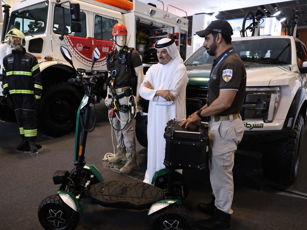 شرطة دبي تستعرض تقنيات متقدمة في البحث والإنقاذ بمؤتمر "ديهاد 2026" 