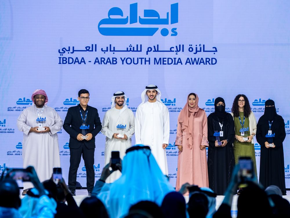 محمد بن راشد بن محمد يكرّم الفائزين بجائزة الإعلام للشباب العربي "إبداع" 2025 