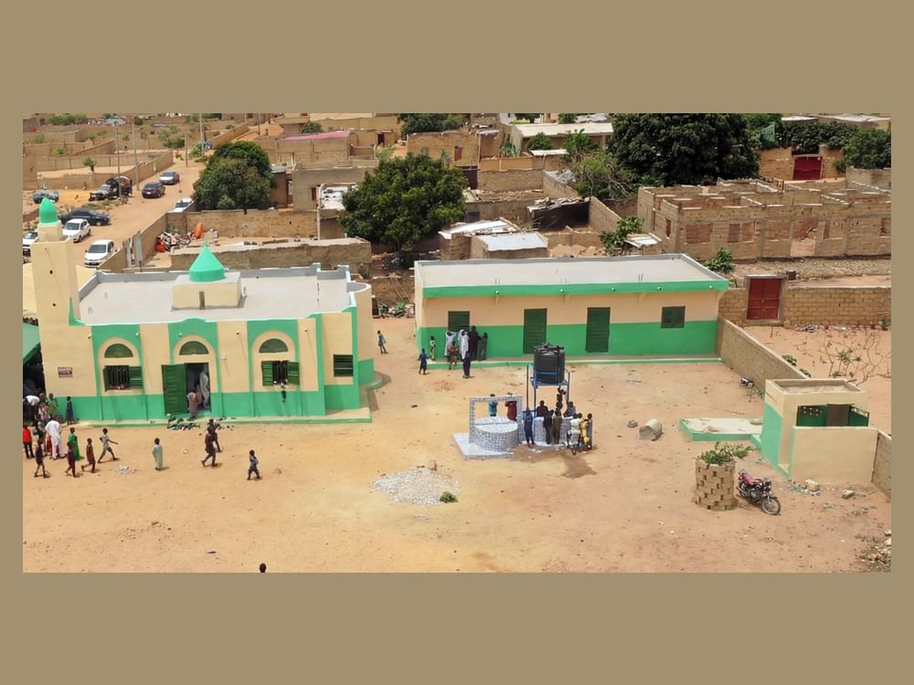 "الأعمال الخيرية العالمية" تبني 140 مجمعا خيريا خارج الدولة في 2025