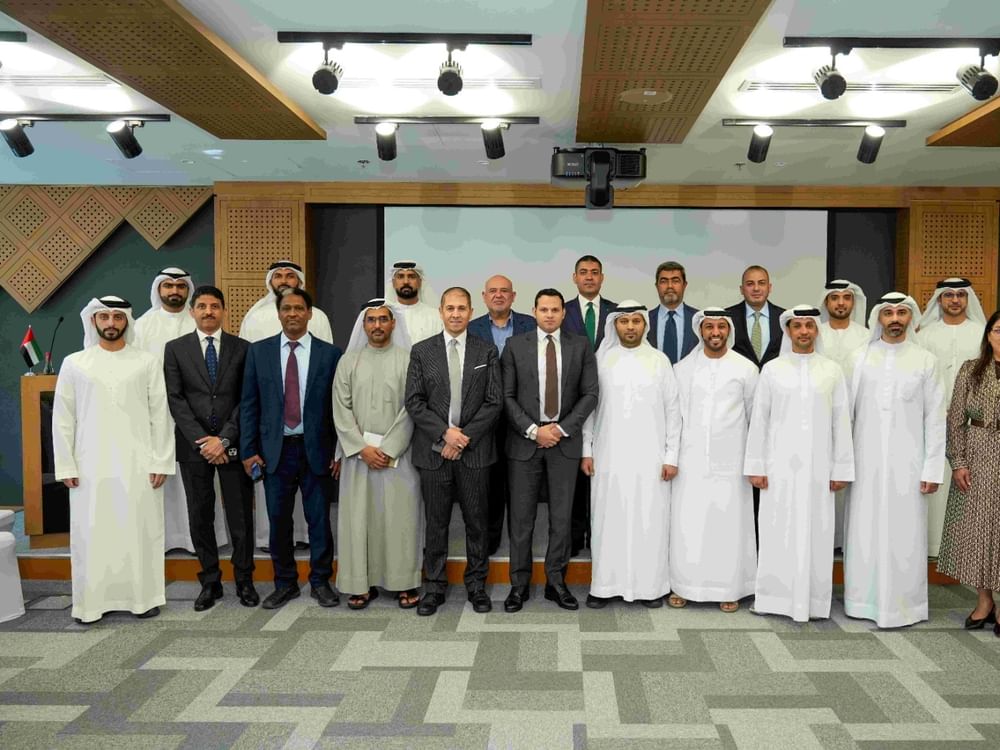 "الأسبوع التشريعي" يختتم أعماله بدبي