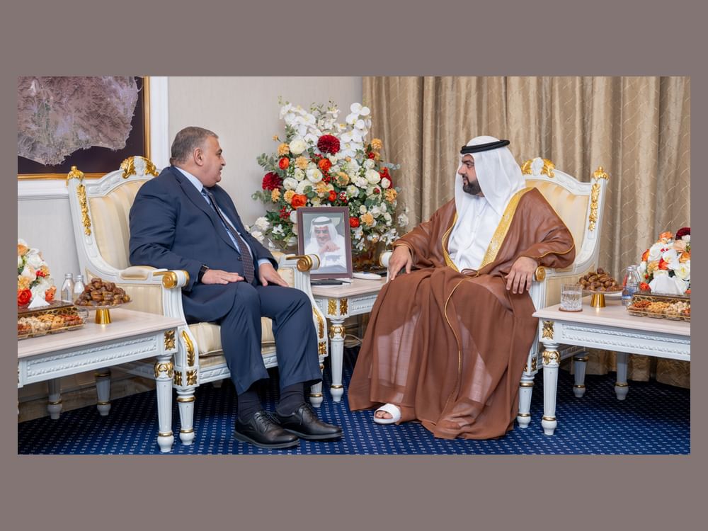 Fujairah Crown Prince receives ambassadors of Jordan, Palestine