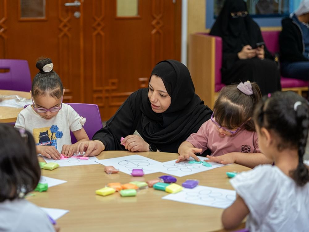 هيئة تنمية المجتمع تعزز جاهزية الأطفال أصحاب الهمم للالتحاق بالمدارس عبر جلسات تأهيلية