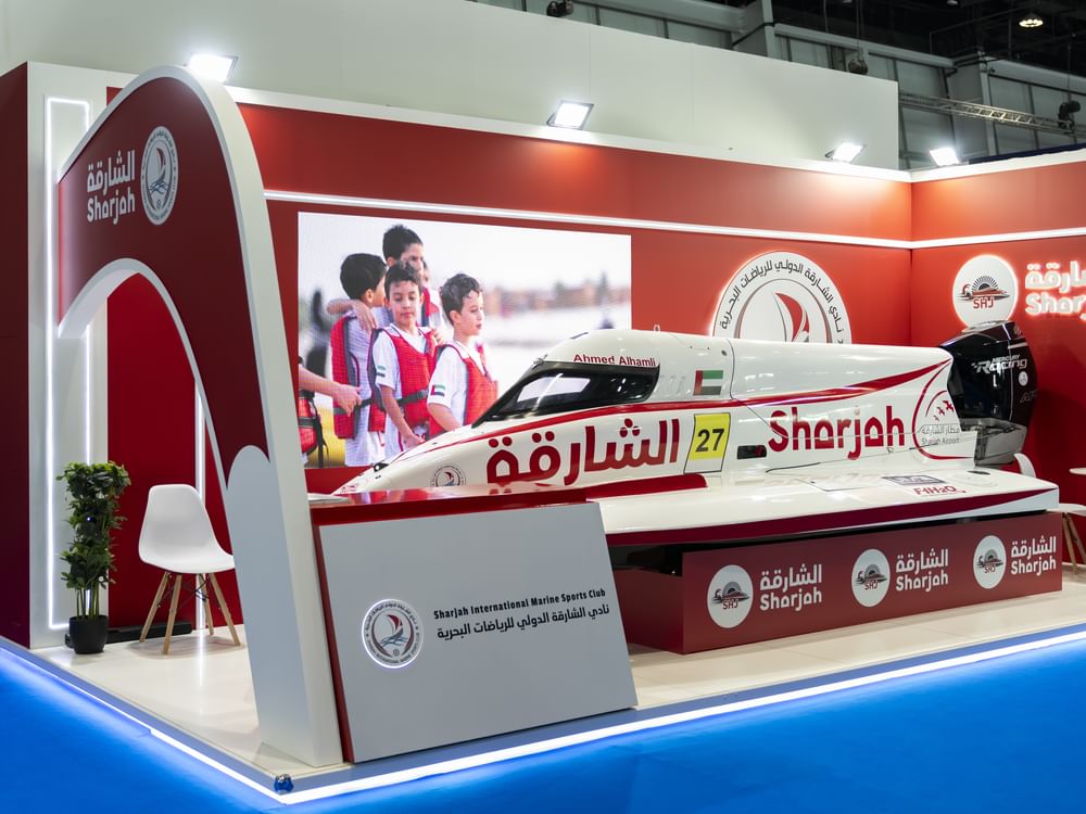 " معرض أبوظبي للقوارب" يطرح  أسرع قارب بمحرك في العالم صنع بأيد إماراتية 