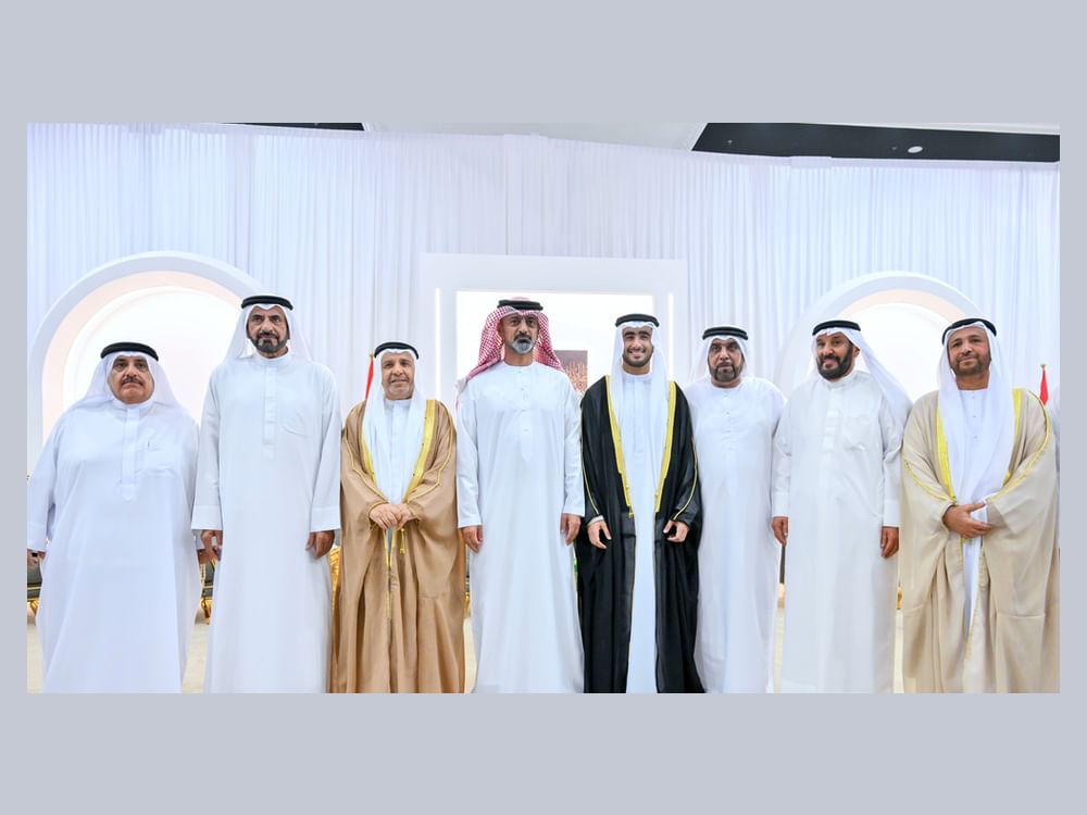 عمار بن حميد يحضر أفراح بن خادم