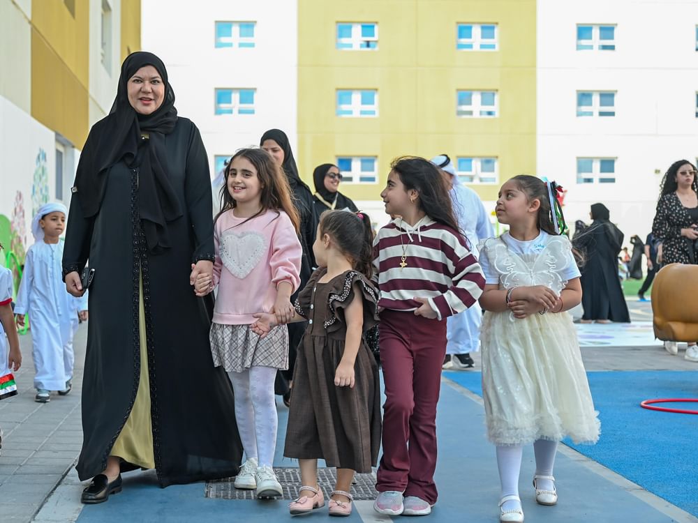 Minister of Family visits Emirates Humanitarian City