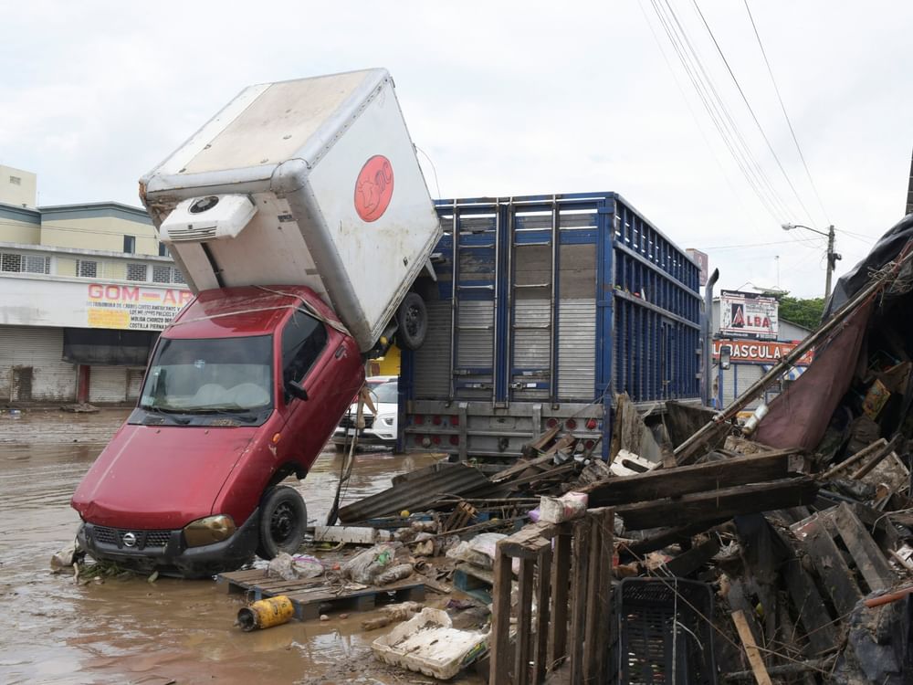 Mexico floods, landslides kill at least 41, dozens missing