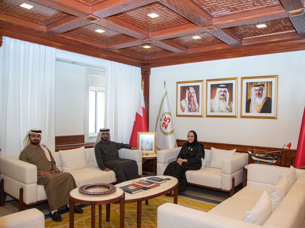 سفير الإمارات يلتقي وزيرة الإسكان والتخطيط العمراني في البحرين
