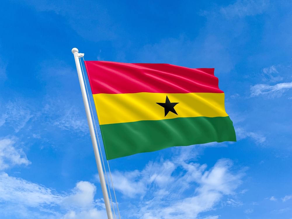 加纳国防部长与环境部长在坠机中遇难