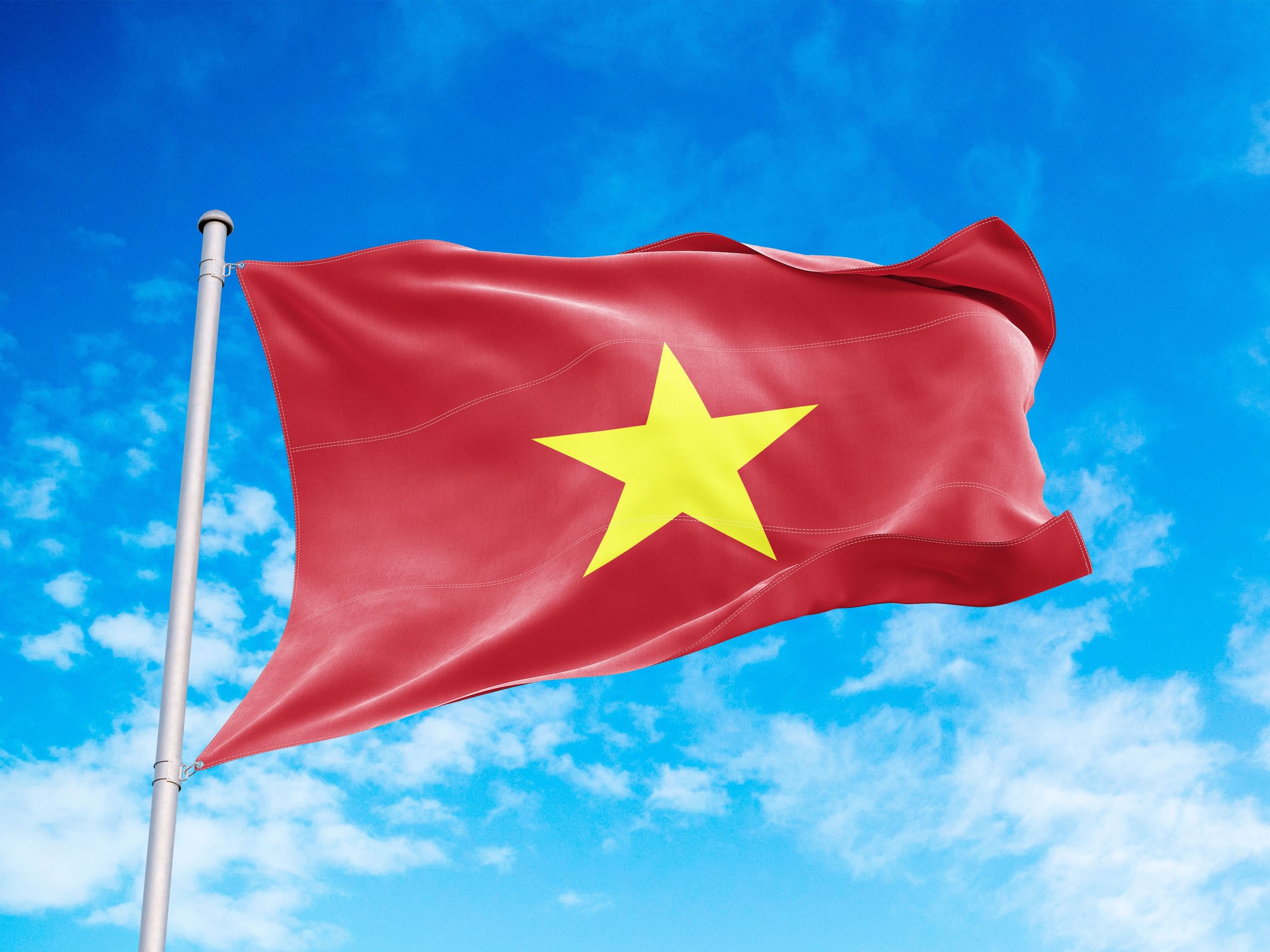 فيتنام تجلي أكثر من 300 ألف شخص تحسبا لإعصار "كاجيكي"