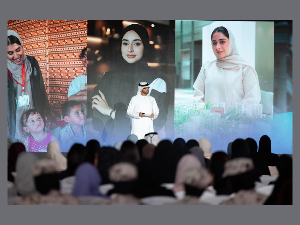 خلال منتدى المرأة الإماراتية.. خالد النعيمي: الشابة الإماراتية شريكة الحاضر وصانعة المستقبل