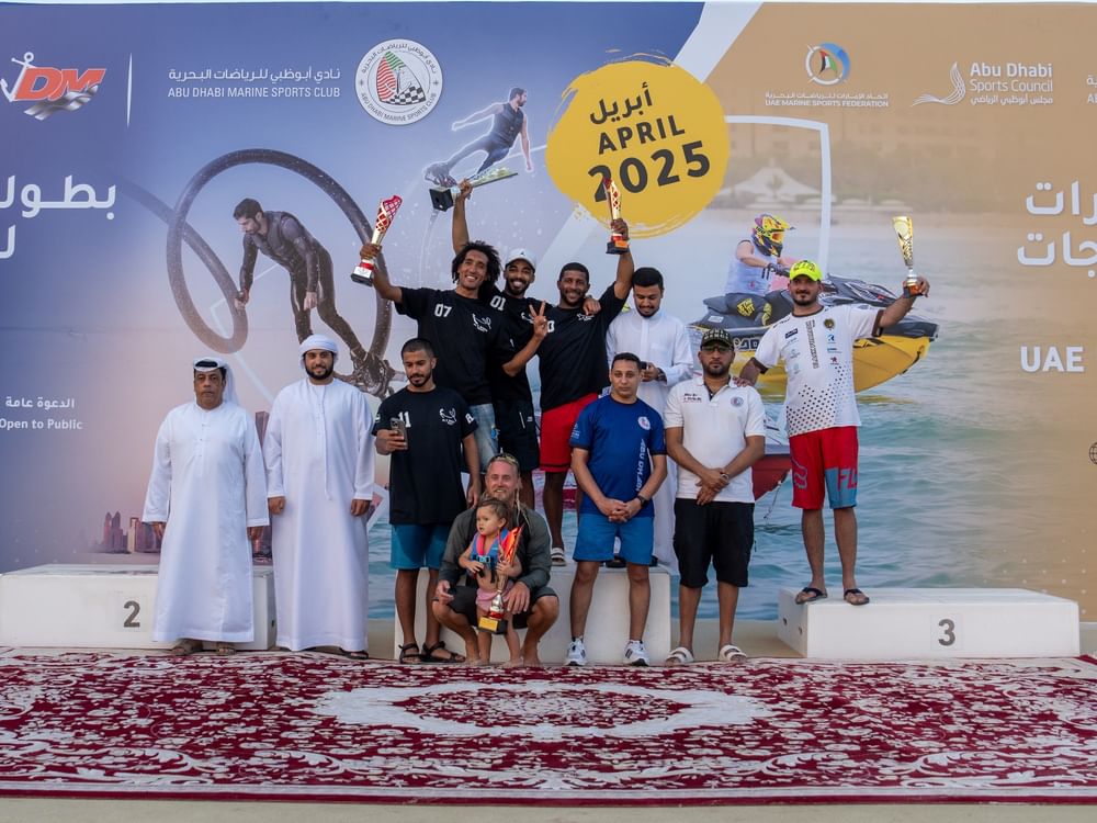 Al Mahrazi wins first place in professional category of UAE Flyboard Championship