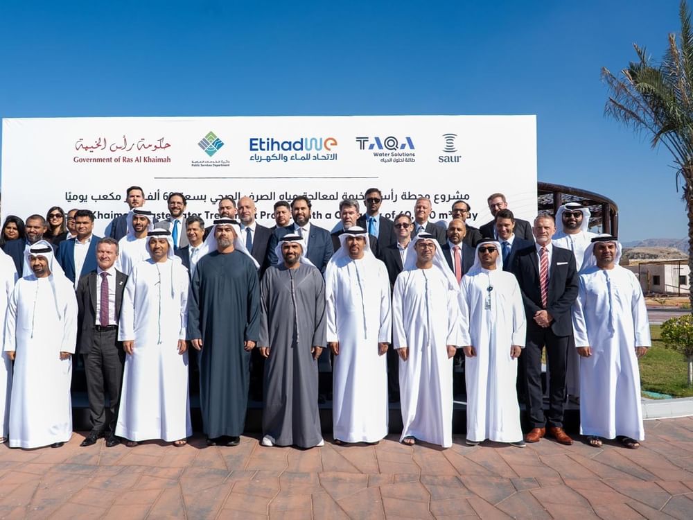 حكومة رأس الخيمة توقّع اتفاقية لإنشاء أكبر مشروع للبنية التحتية لمياه الصرف الصحي في الإمارة