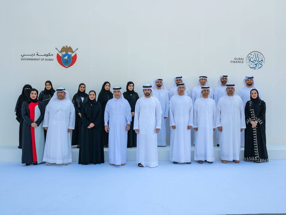 Hamdan bin Mohammed meets with senior leadership team of Dubai’s Department of Finance