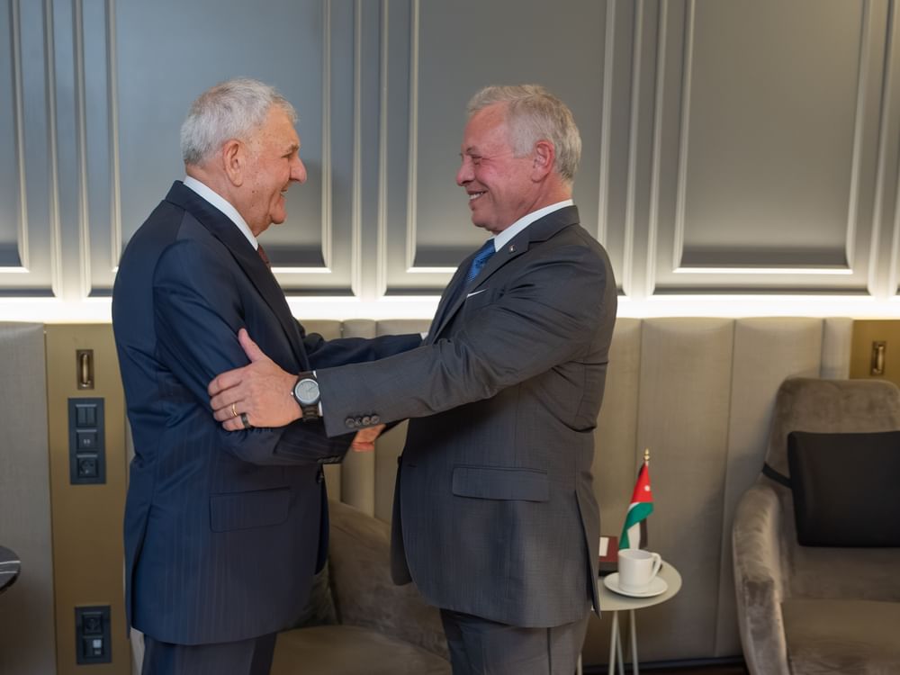 العاهل الأردني والرئيس العراقي يستعرضان جهود إنهاء الحرب على غزة