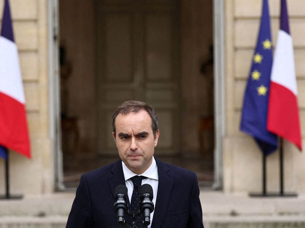 Outgoing French PM tasked to lead 'last-ditch' talks on ending crisis