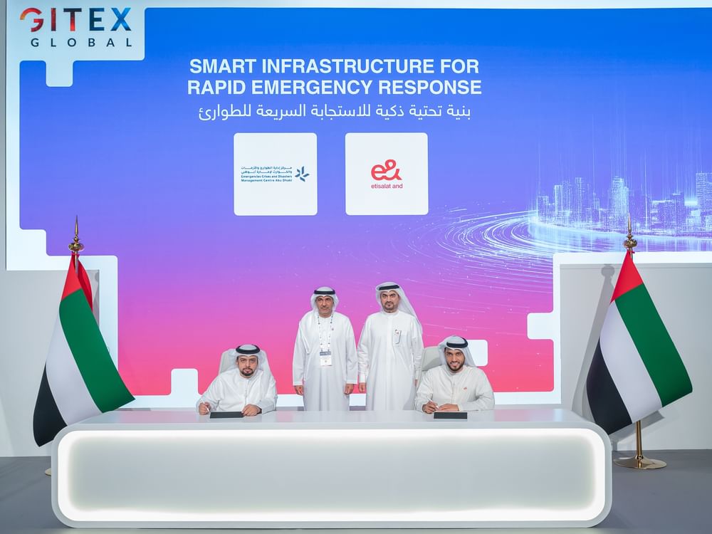 ADCMC signs MoU with e& to enhance Abu Dhabi’s digital infrastructure
