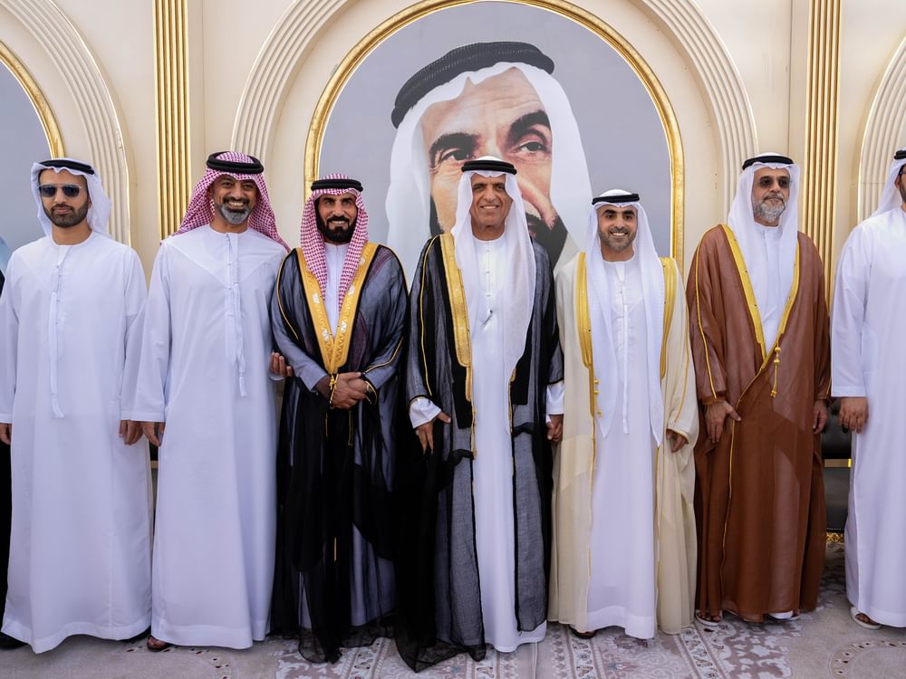 سعود بن صقر وأولياء العهود والشيوخ يحضرون أفراح القاسمي والنعيمي