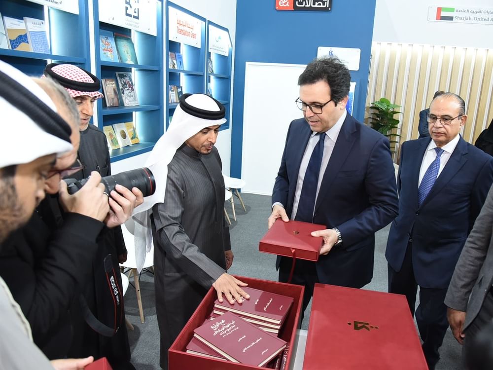 "الشارقة للكتاب" تعزّز جسور التعاون مع الناشرين والمؤسسات الثقافية المصرية في "القاهرة للكتاب 2026"