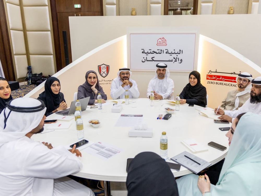 بلدية دبا تشارك في "خلوة تصفير البيروقراطية"