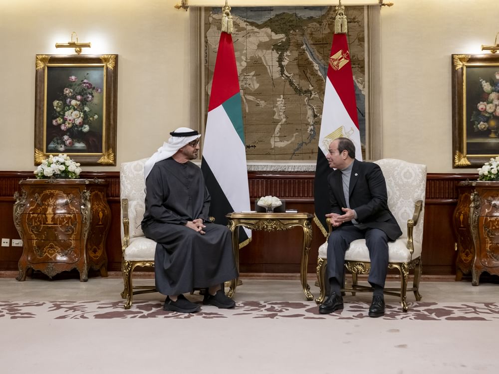 Presidentes de los EAU y Egipto discuten el fortalecimiento de los lazos fraternales en El Cairo