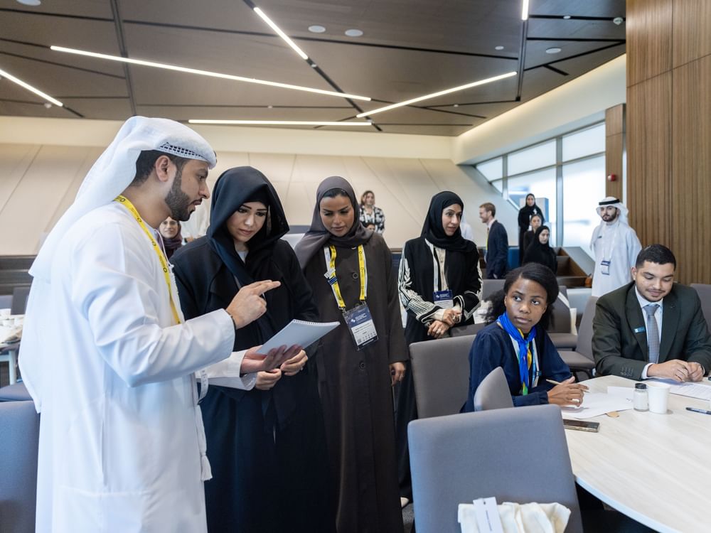 Latifa bint Mohammed visits ‘Youth Retreat’, ‘Young Professionals’ Forum’ during Asia Pacific Cities Summit