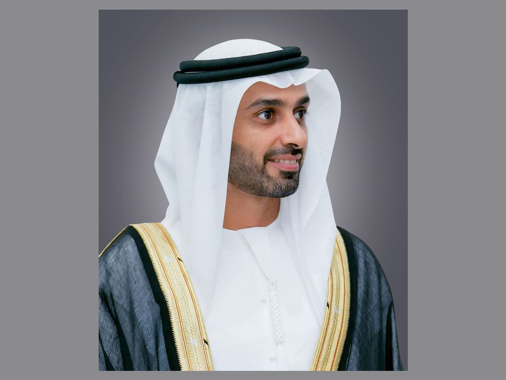 أحمد بن حميد: المرأة الإماراتية ركيزة أساسية في مسيرة التنمية الشاملة