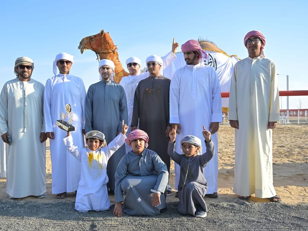 منافسات قوية في مزاينة الإبل بمهرجان الظفرة 