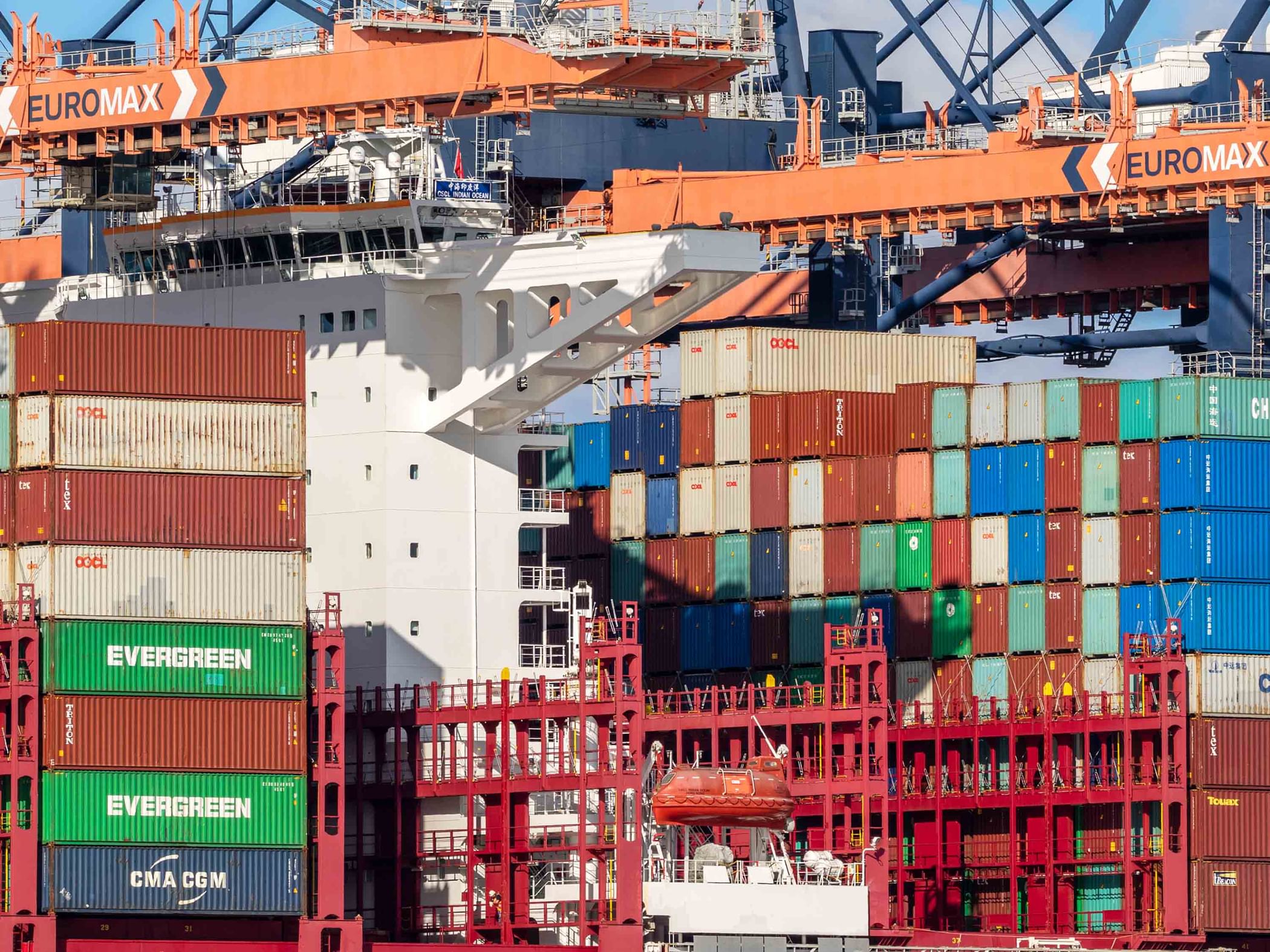 EU trade surplus with external world drops 60% in February