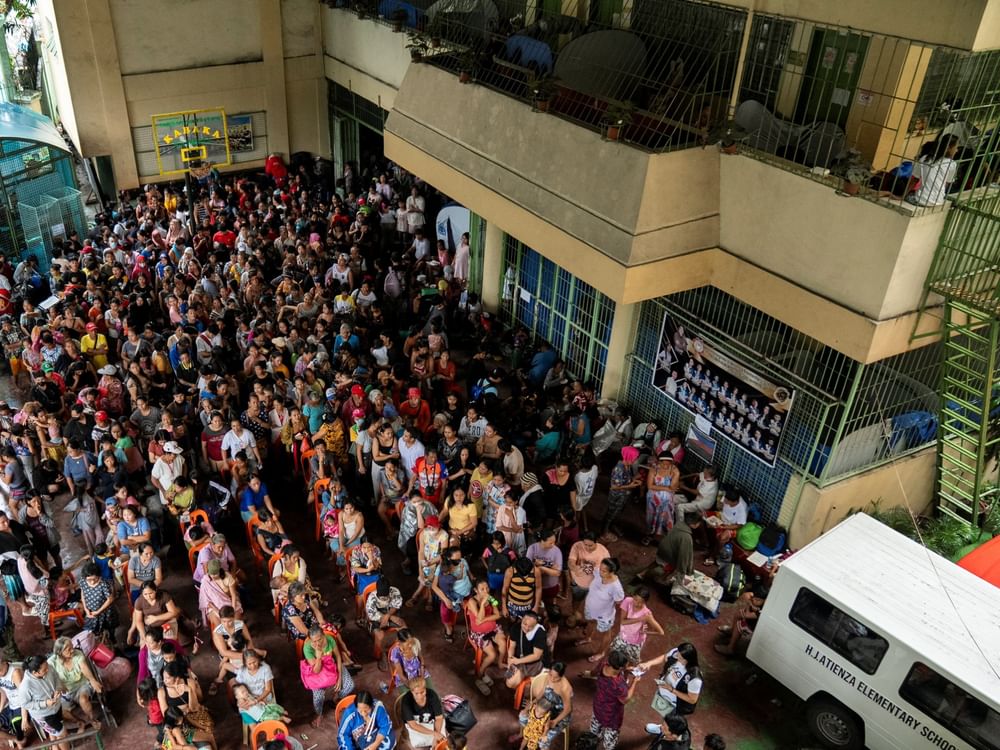 Typhoon Fung-wong forces mass evacuations in Philippines