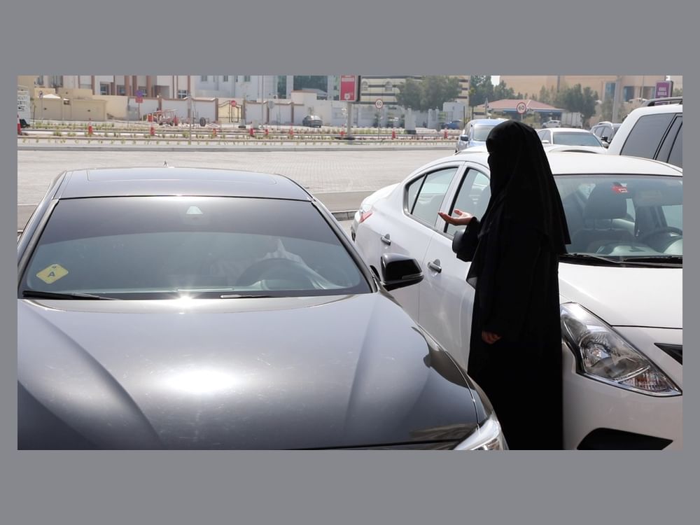 شرطة أبوظبي تضبط 237 متسولًا في شهر رمضان