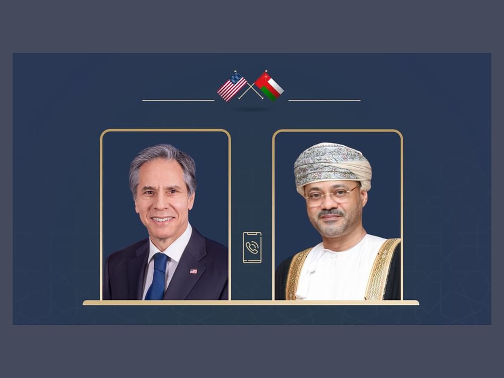 وزير الخارجية العماني وبلينكن يبحثان تطورات الأوضاع في المنطقة