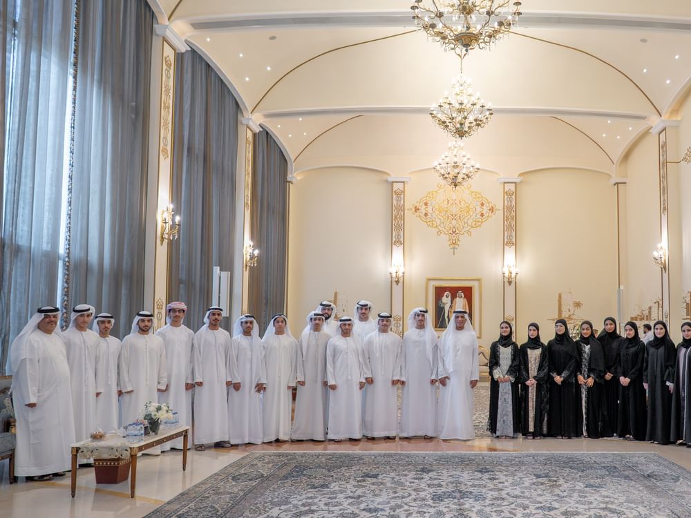 سعود بن صقر يستقبل المشاركين في برنامجي اللغة الصينية والتبادل الثقافي لعام 2026