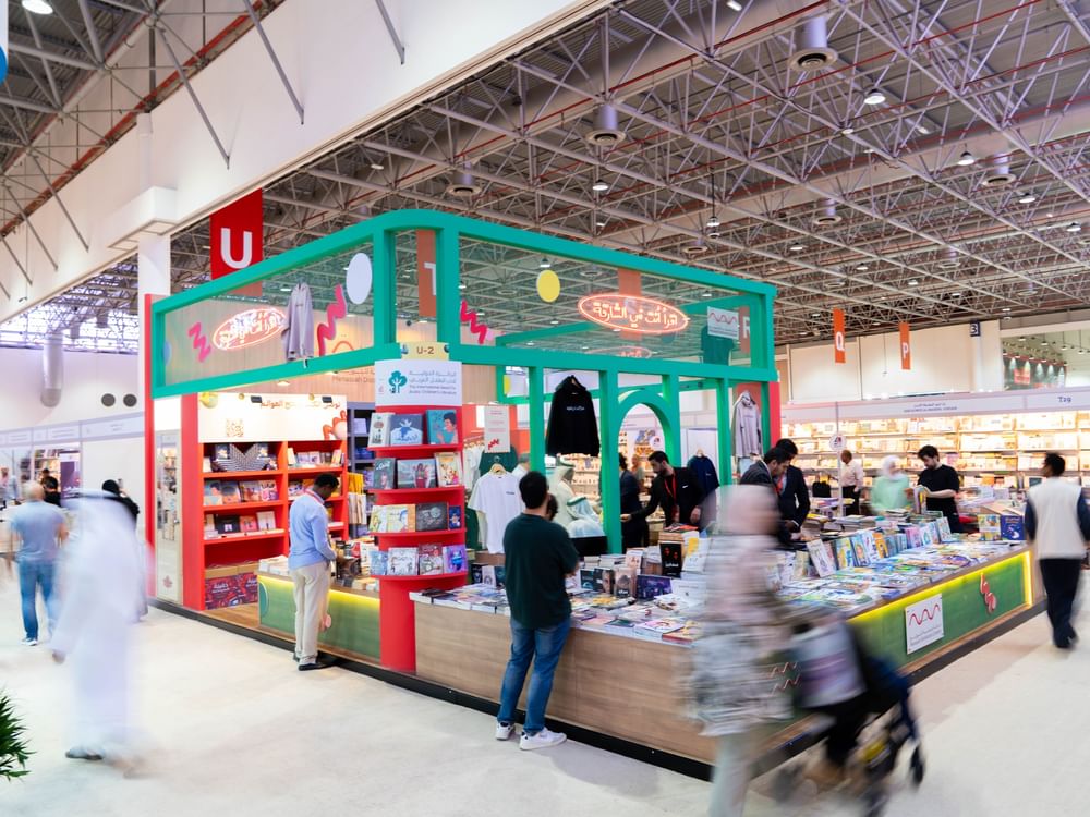 Mennasah presents 850 Emirati titles at SIBF 2025