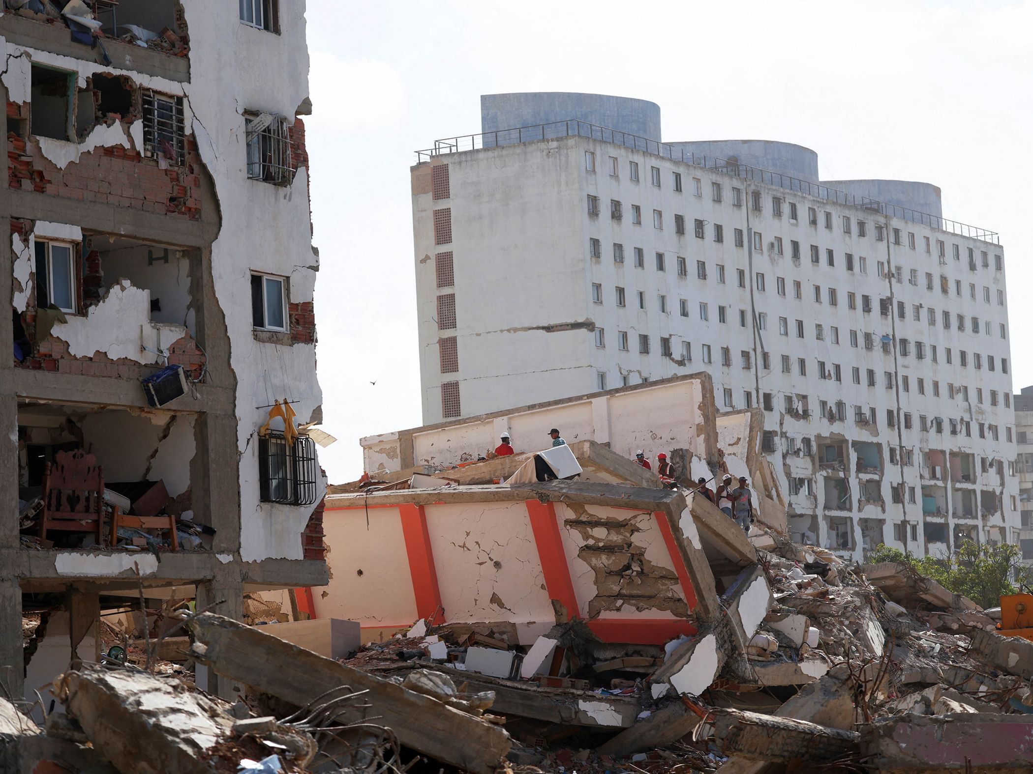 Death toll from Venezuela twin earthquakes rises to 5,069