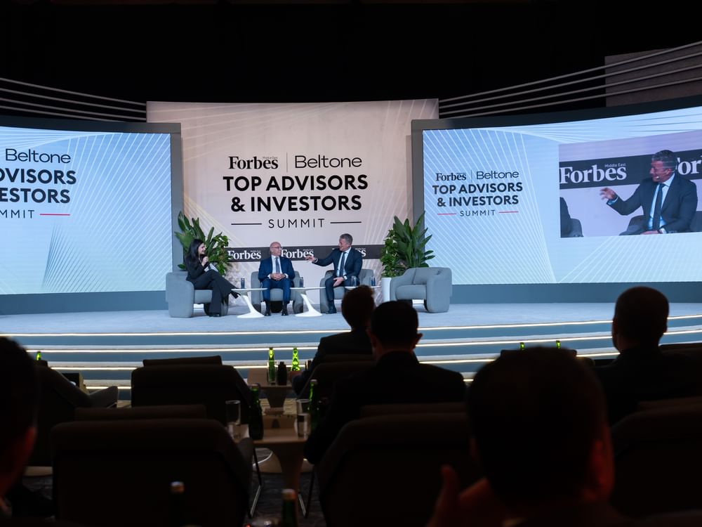 قمة "فوربس الشرق الأوسط " تبحث بأبوظبي التحوّلات المتسارعة في المشهد الاستثماري العالمي