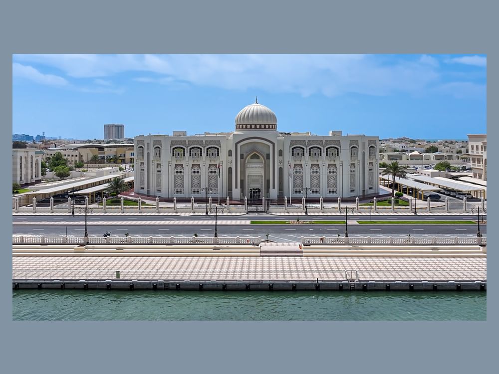 "كهرباء الشارقة" تنجز تركيب 3,650 عمود إنارة وتنفذ 32,432 عملية صيانة في عشرة أشهر