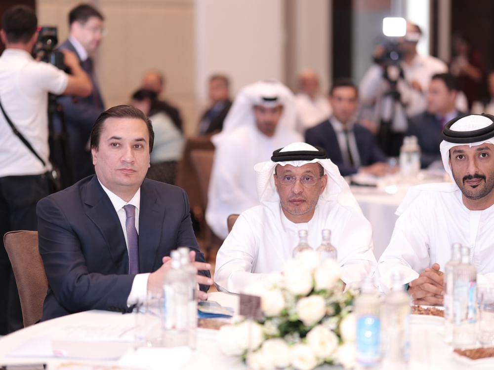 منتدى الأعمال الإماراتي - الطاجيكي يبحث تنمية الشراكات الاقتصادية والاستثمارية في قطاعات الاقتصاد الجديد