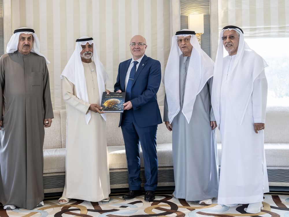 نهيان بن مبارك يشهد إطلاق كتاب "عقول رقمية وهوية متجددة" دراسات إماراتية مغربية في الذكاء الاصطناعي والابتكار