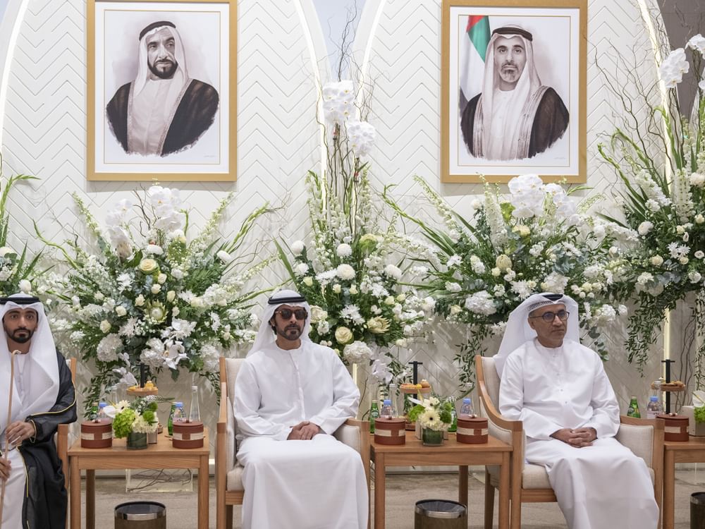 خليفة بن طحنون بن محمد يحضر حفل استقبال بمناسبة زفاف أحمد محمد الظهوري