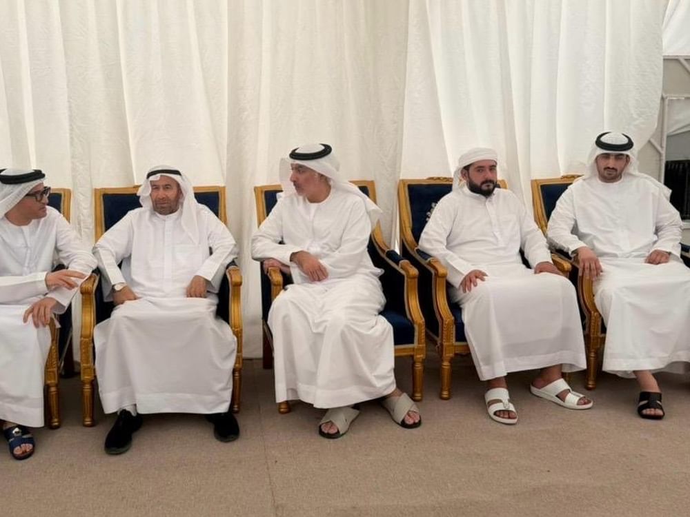 أحمد بن صقر القاسمي يعزي في وفاة يوسف عبيد الحمر 