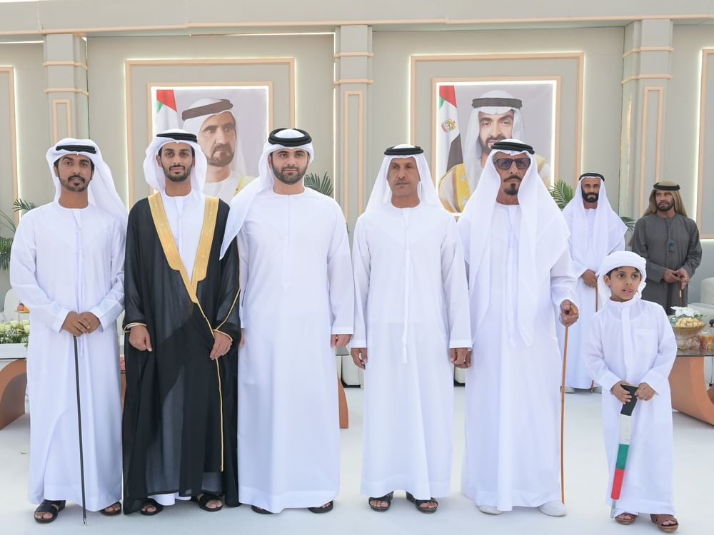 منصور بن محمد يحضر أفراح المهيري والكتبي