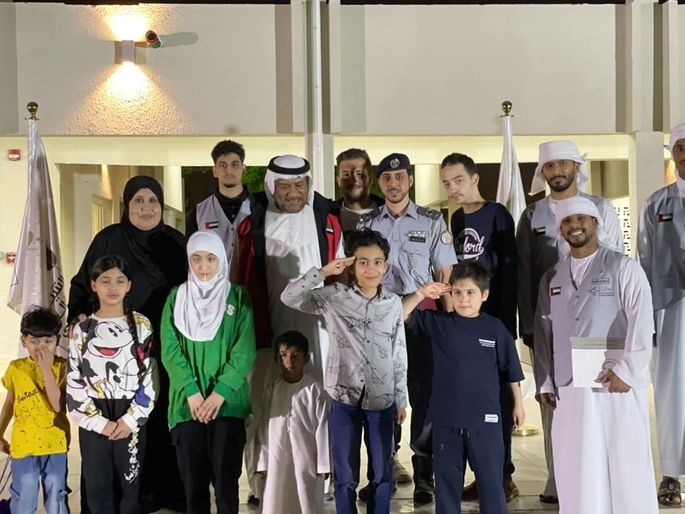شرطة أبوظبي تسعد الأيتام وأصحاب الهمم في
