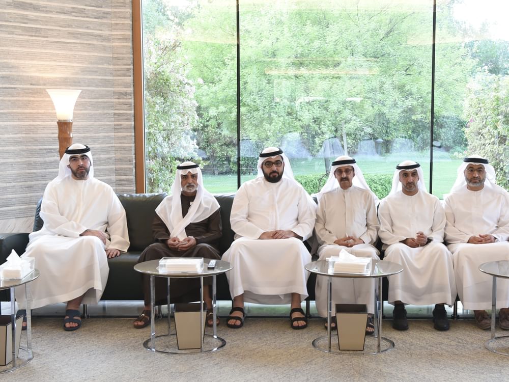 ولي عهد أم القيوين يقدم واجب العزاء بوفاة فاطمة بنت سعيد محمد الكندي