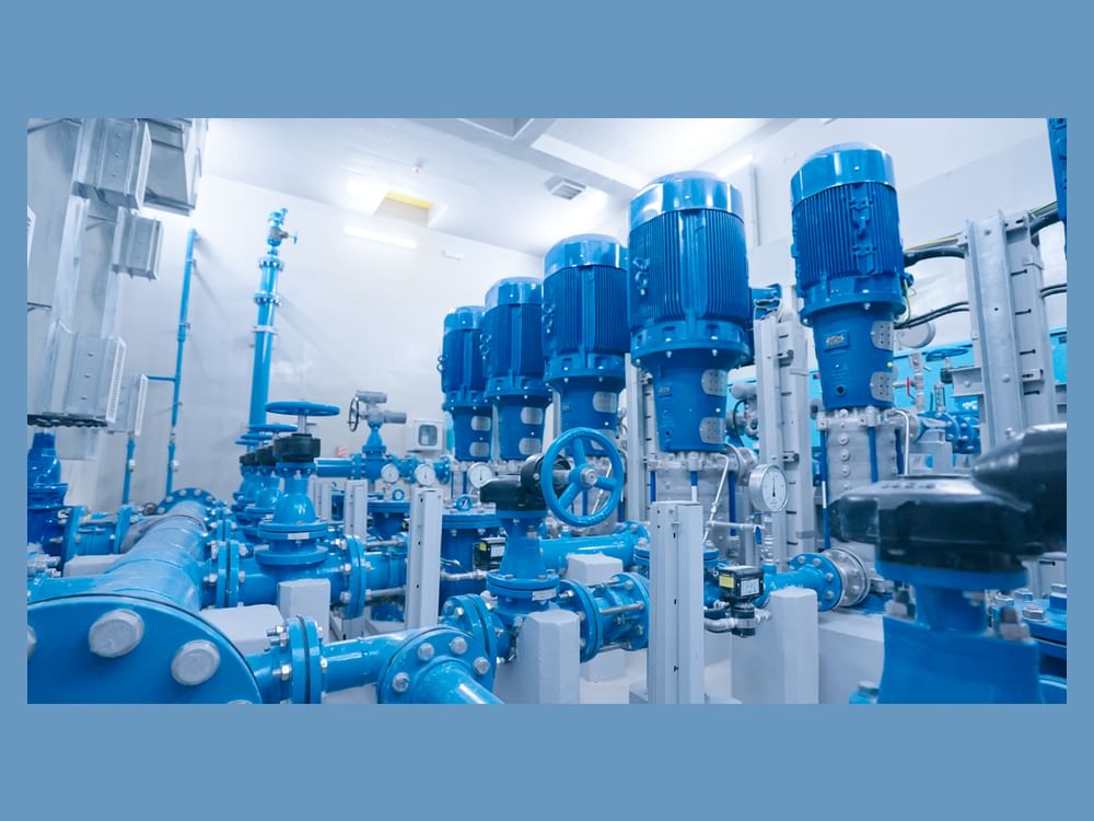 كهرباء الشارقة تنجز مشروع خط مياه من كلباء لوادي الحلو بتكلفة 43.77 مليون درهم