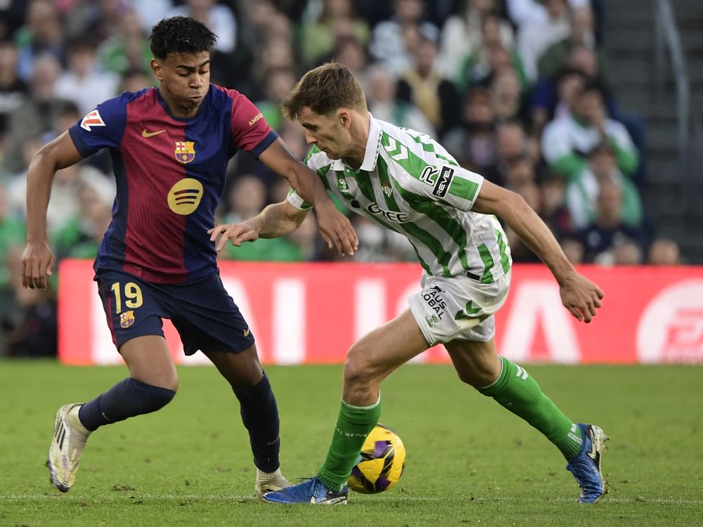 برشلونة يتعادل مع ريال بيتس في الدوري الإسباني