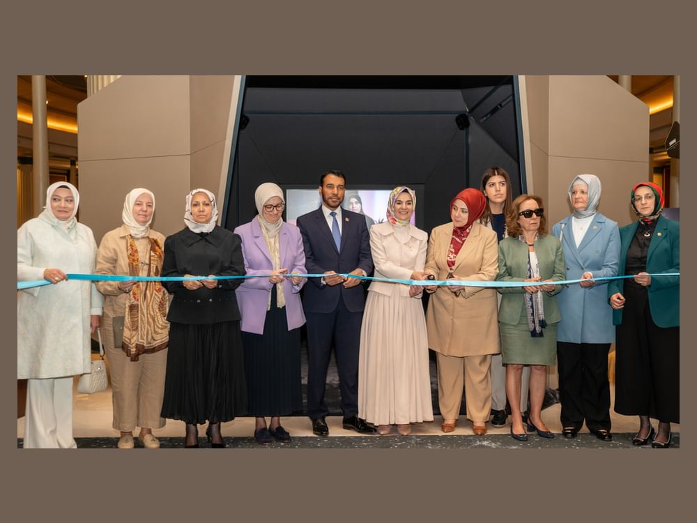 افتتاح معرض "أم الإمارات" في " أنقرة " احتفاءً بمسيرة الشيخة فاطمة في تمكين المرأة والعمل الإنساني